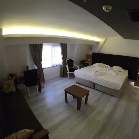 Hotel Tymbris